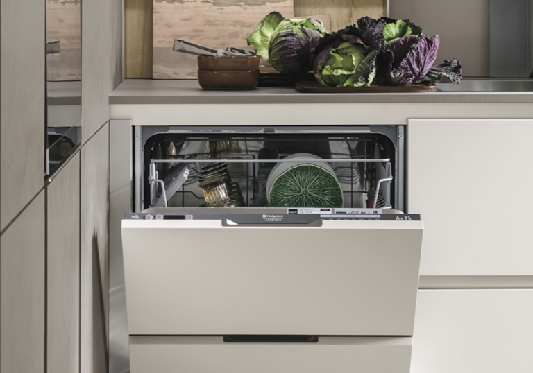 A mosogatógép tisztítása és karbantartása